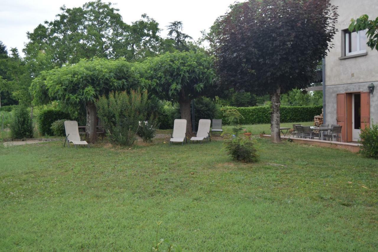 Le Nid De L'Ecureuil Bed and Breakfast Brens  Buitenkant foto
